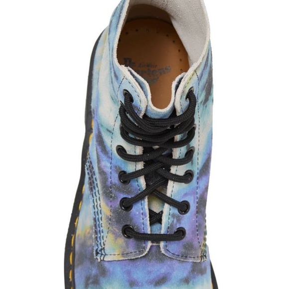 Dr Martens Boots - Picture 3 of 10